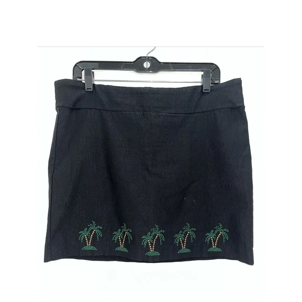 Chico's‎ Palm Tree Studded Skort Women Size 1 Black Good Condition Resort Wear